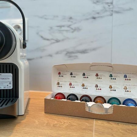 Suite Palm Spring ビユールバンヌ エクステリア 写真